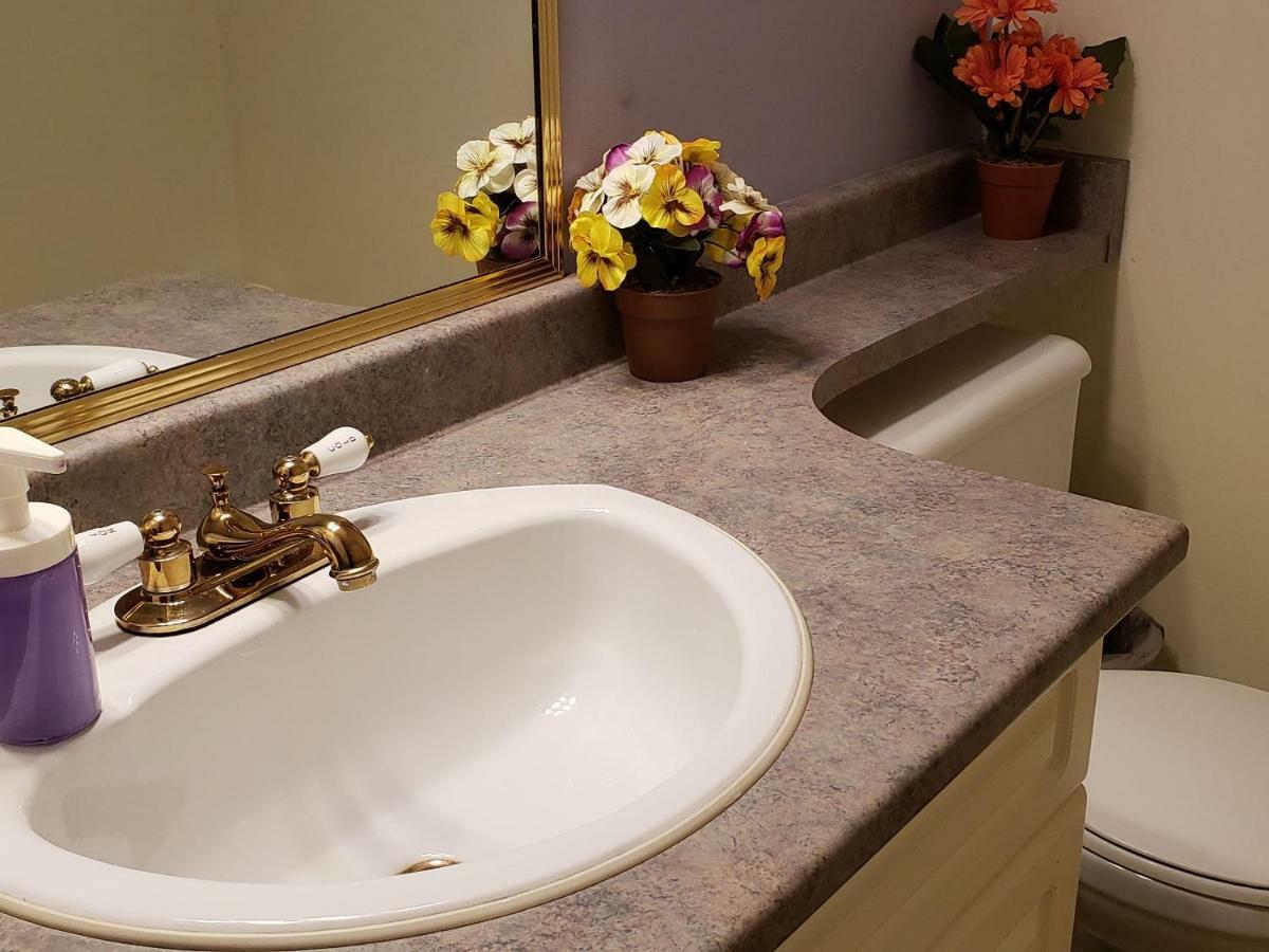 Farhad'S B&B Abbotsford Extérieur photo