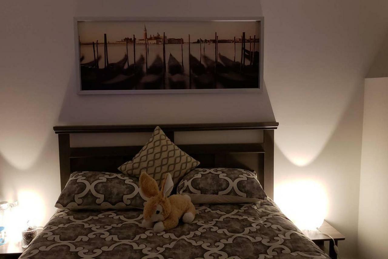 Farhad'S B&B Abbotsford Extérieur photo